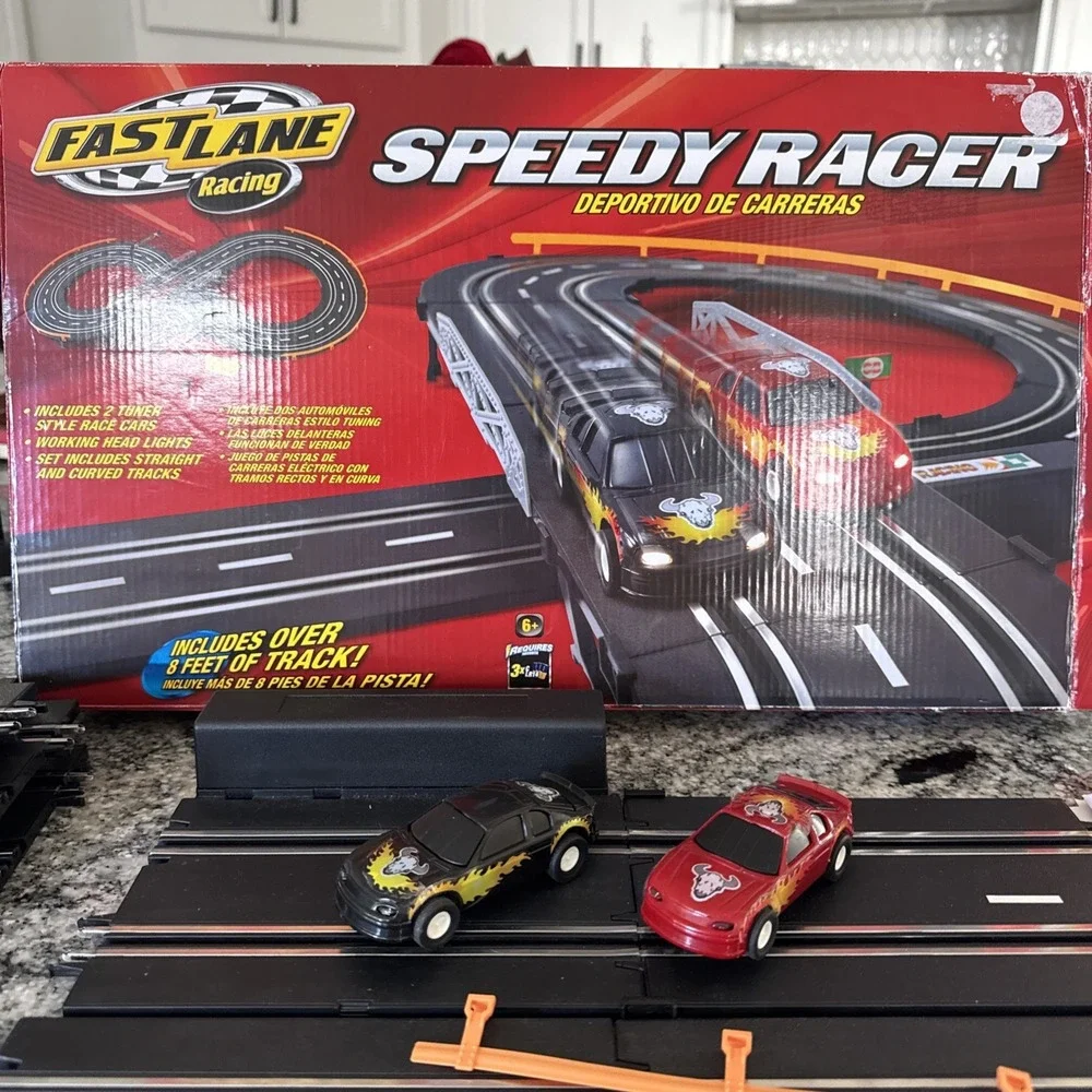 Toys R Us Fast Lane Speedy Racer Slot Car Race Track Set W/2‎ Tuner Style Cars